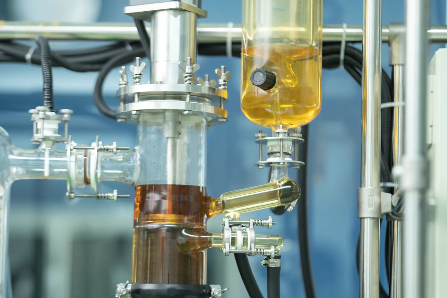 Destylarka rozpuszczalników zastosowanie w przemyśle