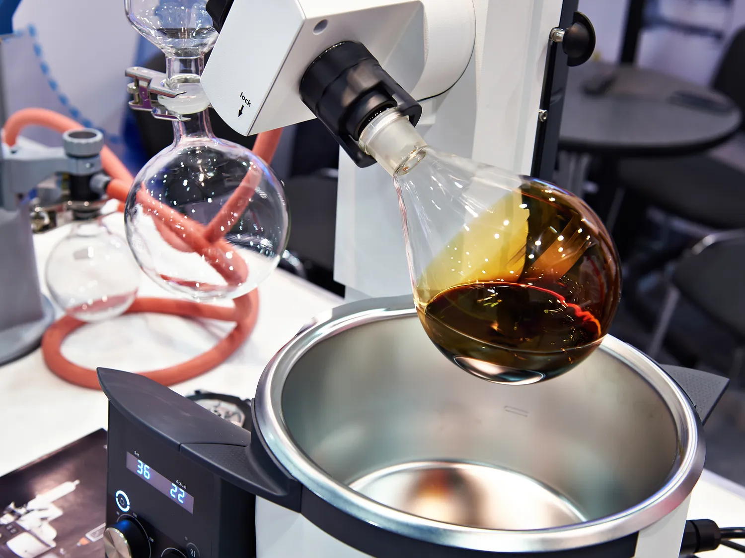 Co produkuje przemysł wysokich technologii?